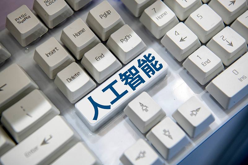 智能語音電話機器人的優(yōu)勢應(yīng)用(手機語音智能機器人軟件)